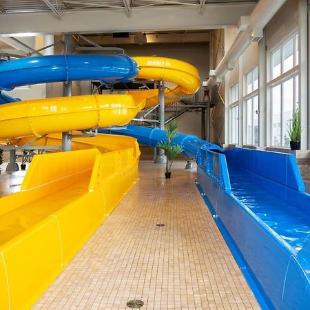 Pomeroy Inn & Suites פרינס ג'ורג' מראה חיצוני תמונה