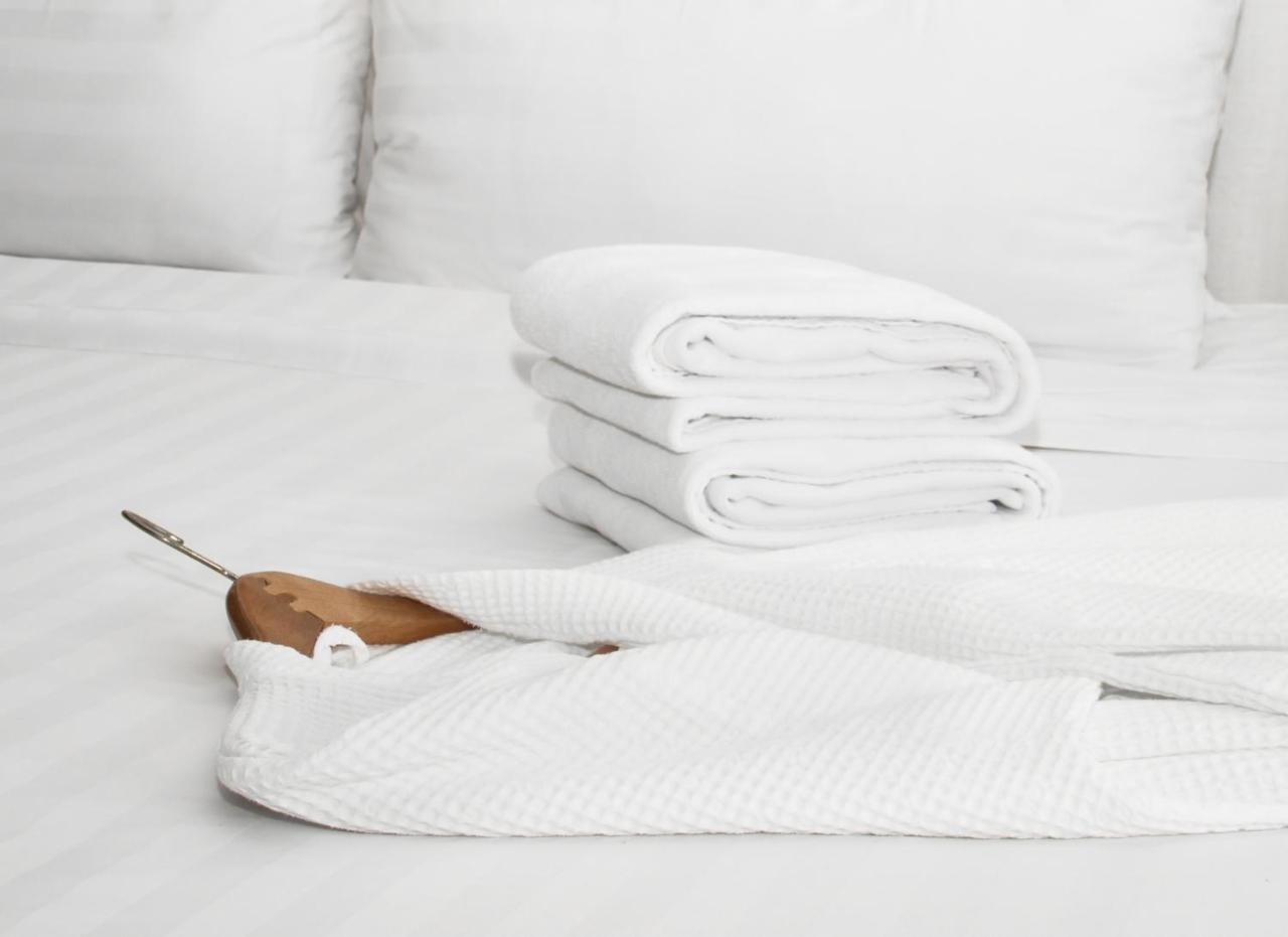 Pomeroy Inn & Suites פרינס ג'ורג' מראה חיצוני תמונה