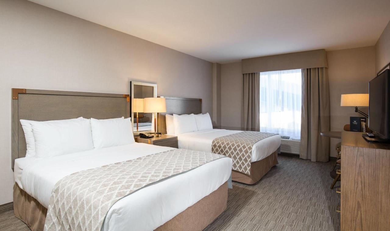 Pomeroy Inn & Suites פרינס ג'ורג' מראה חיצוני תמונה